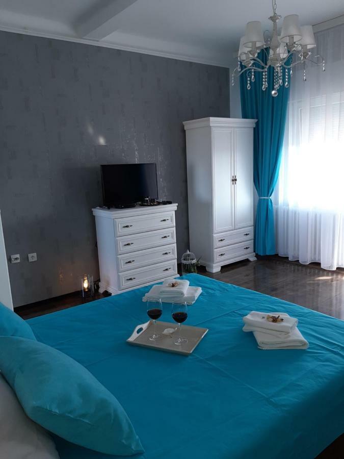 Apartment Zorana-Center Novi Sad Dış mekan fotoğraf